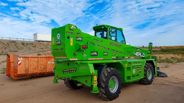 Bild 3 einer Mietmaschine vom Typ TSR-7024 | Merlo Roto 70.24S