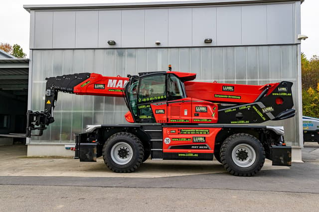 Bild 1 einer Mietmaschine vom Typ Teleskopstapler TSR-7035 ES | Manitou MRT 3570 ES