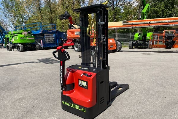 Bild 4 einer Mietmaschine vom Typ 1,6 Tonnen HH | EP ES16-16WA 4300 mm