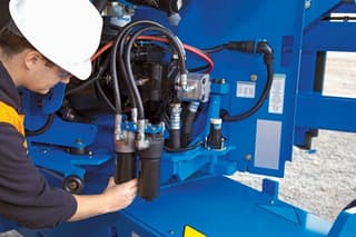 Vorschaubild 3 einer Mietmaschine vom Typ GTD-160 | Genie Z45/25J RT