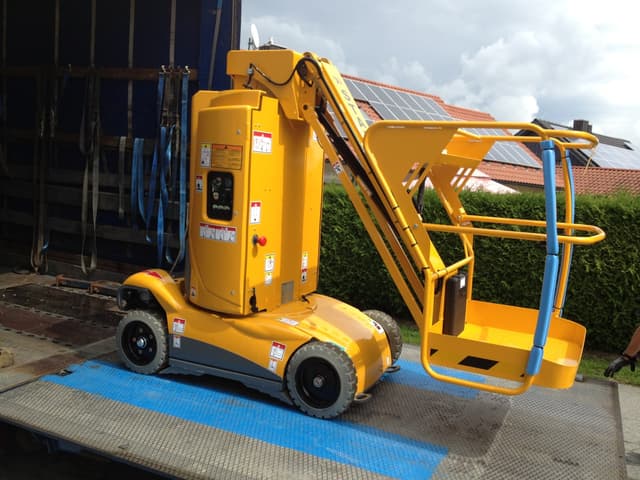 Bild 3 einer Mietmaschine vom Typ MB-100 | Haulotte Star 10