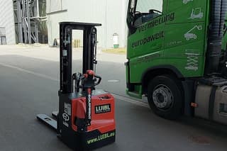 Picture of a rental machine of the type 1,6 Tonnen HH | EP ES16-16WA 5500 mm