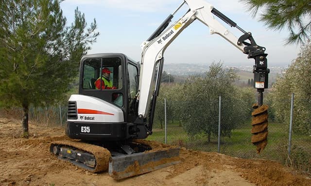 Bild 1 einer Mietmaschine vom Typ 3,5 Tonnen Minibagger | Bobcat E35