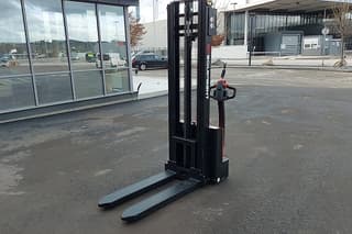 Vorschaubild 1 einer Mietmaschine vom Typ 1,2 Tonnen HH | EP ESL 122 3300 mm