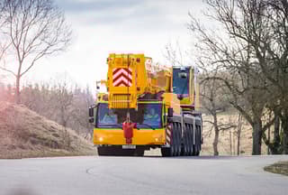 Vorschaubild 1 einer Mietmaschine vom Typ Mobilkran 450 Tonnen | Liebherr LTM 1450 8.1