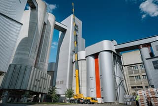 Vorschaubild 1 einer Mietmaschine vom Typ Mobilkran 300 Tonnen | Liebherr LTM 1300 6.3