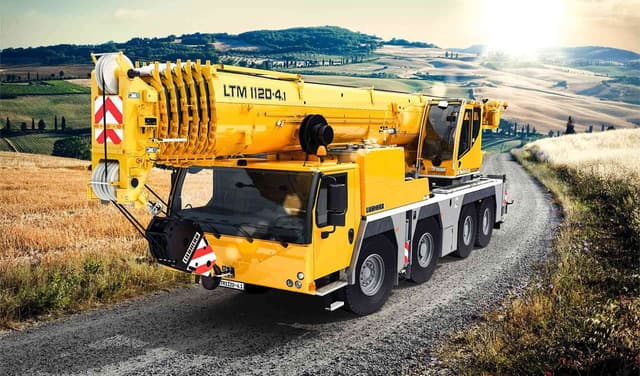 Bild 3 einer Mietmaschine vom Typ Mobilkran 120 Tonnen | Liebherr LTM 1120-4.1