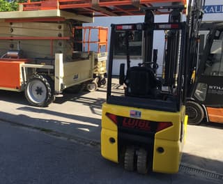 Bild einer Mietmaschine vom Typ 1,5 Tonnen Elektro Dreirad | Hyundai 15BT-9 5500 mm