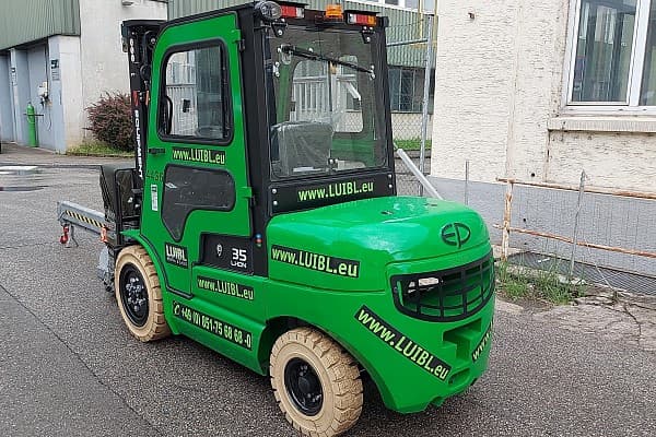 Bild 1 einer Mietmaschine vom Typ 3,5 Tonnen Elektro | EP EFL352 4800 mm