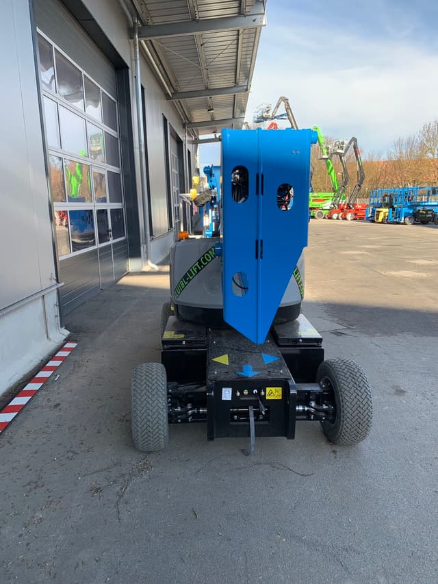 Bild 3 einer Mietmaschine vom Typ GTE-120L | Genie Z33/18