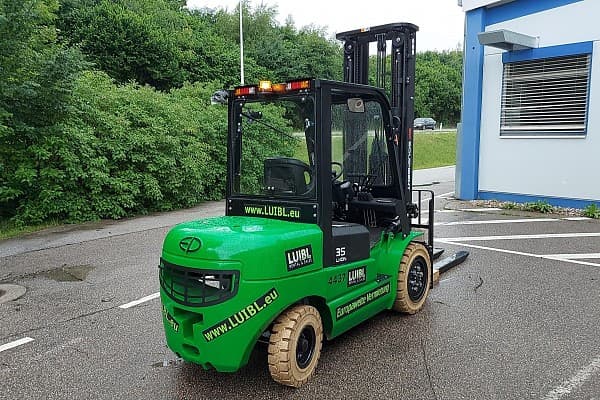 Bild 3 einer Mietmaschine vom Typ 3,5 Tonnen Elektro | EP EFL352 6000 mm