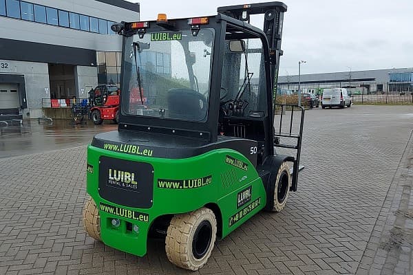 Bild 3 einer Mietmaschine vom Typ 5 Tonnen Elektro | EP CPD50F8 Li 6000 mm