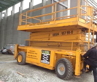 Vorschaubild 2 einer Mietmaschine vom Typ SBD-230 | JLG Liftlux 210-25
