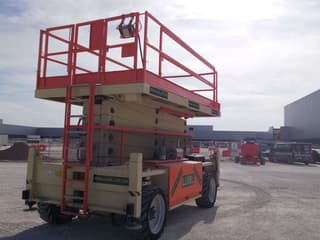 Vorschaubild 4 einer Mietmaschine vom Typ SBD-223 | JLG Liftlux 203-24