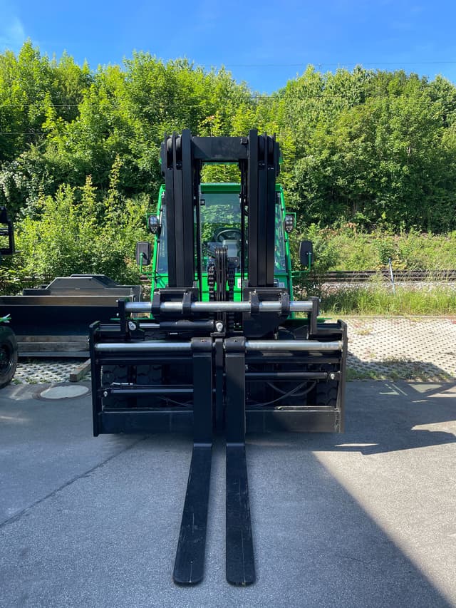Bild 1 einer Mietmaschine vom Typ Manitou MI 80 D ST5