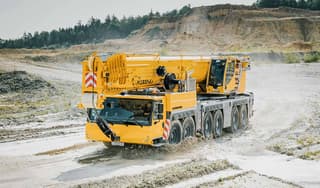 Picture of a rental machine of the type Mobilkran 300 Tonnen | Liebherr LTM 1300 6.3