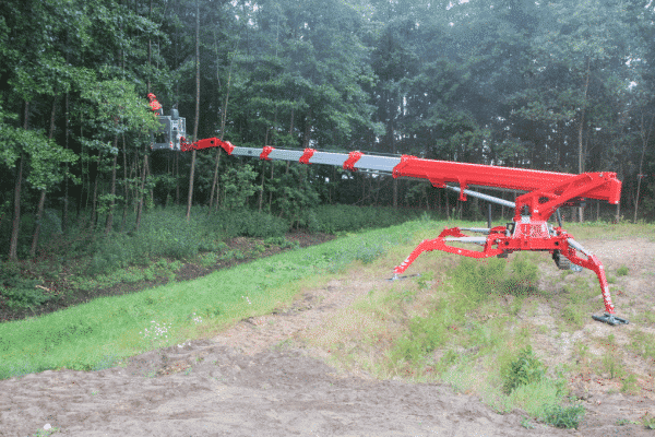 Bild 1 einer Mietmaschine vom Typ KTB-300 | Teupen LEO30Tplus