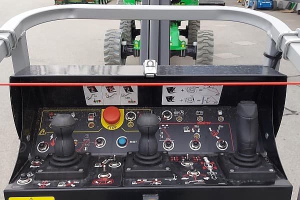 Bild 1 einer Mietmaschine vom Typ TB-277X | Manitou 280 TJ