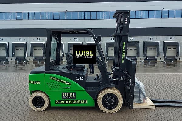 Bild 4 einer Mietmaschine vom Typ 5 Tonnen Elektro | EP CPD50F8 Li 6000 mm