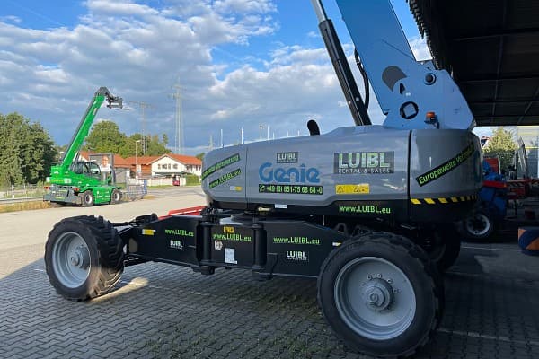 Bild 3 einer Mietmaschine vom Typ TB-401X | Genie SX-125XC