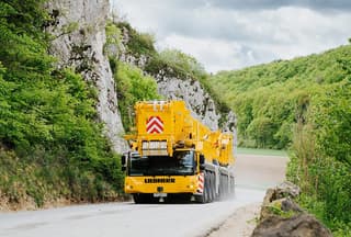 Vorschaubild 2 einer Mietmaschine vom Typ Mobilkran 650 Tonnen | Liebherr LTM 1650 8.1