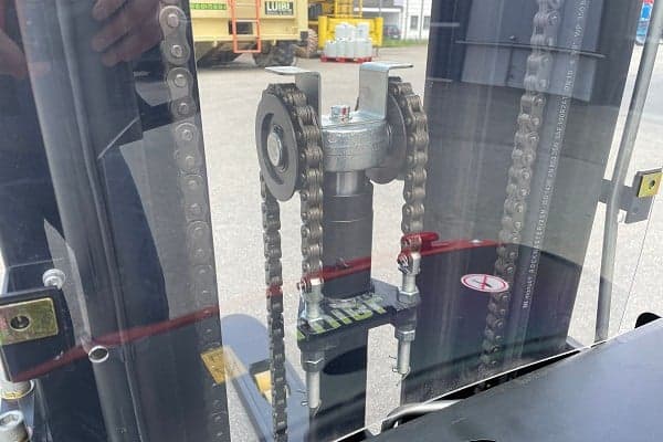 Bild 1 einer Mietmaschine vom Typ 1,6 Tonnen HH | EP ES16-16WA 5500 mm