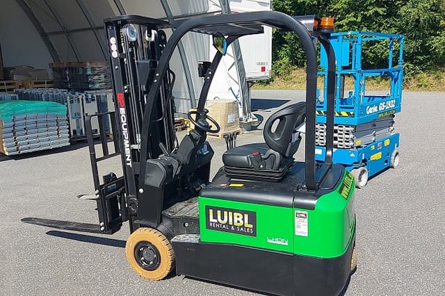 Bild 0 einer Mietmaschine vom Typ 1,8 Tonnen Elektro Dreirad | EP CPD18TV8 6000 mm
