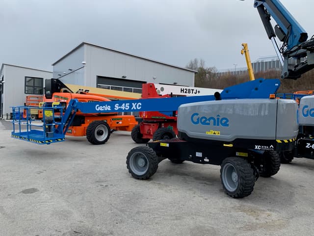Bild 4 einer Mietmaschine vom Typ TB-156X | Genie S-45XC