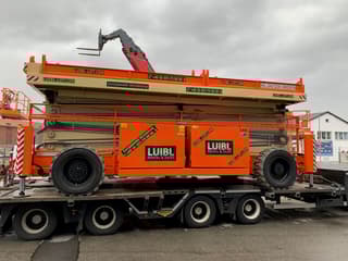 Vorschaubild 4 einer Mietmaschine vom Typ SBD-337 | Holland Lift HL 340D30 4WDS/N