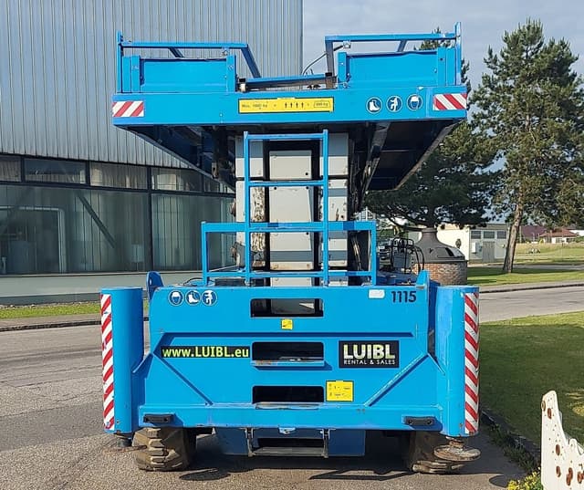 Bild 1 einer Mietmaschine vom Typ SBH-270 | Holland Lift M250HYL25 Combistar 4WD P/N