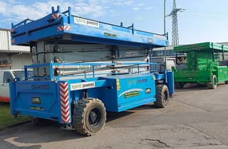 Vorschaubild 4 einer Mietmaschine vom Typ SBH-270 | Holland Lift M250HYL25 Combistar 4WD P/N