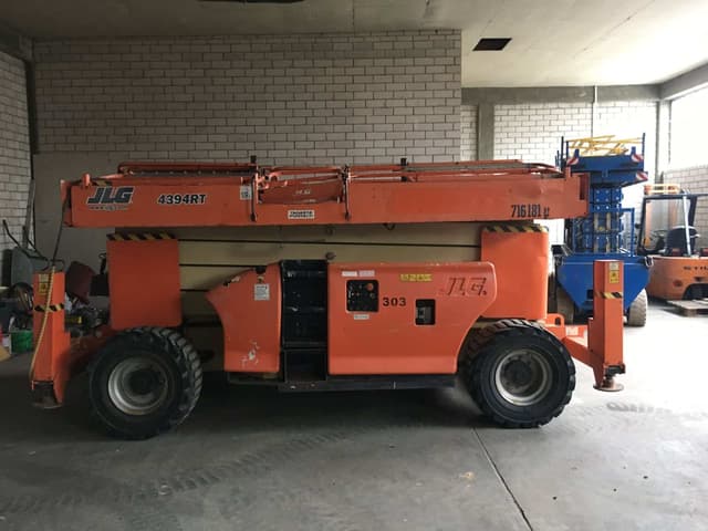 Bild 3 einer Mietmaschine vom Typ SBD-151 | JLG 4394RT