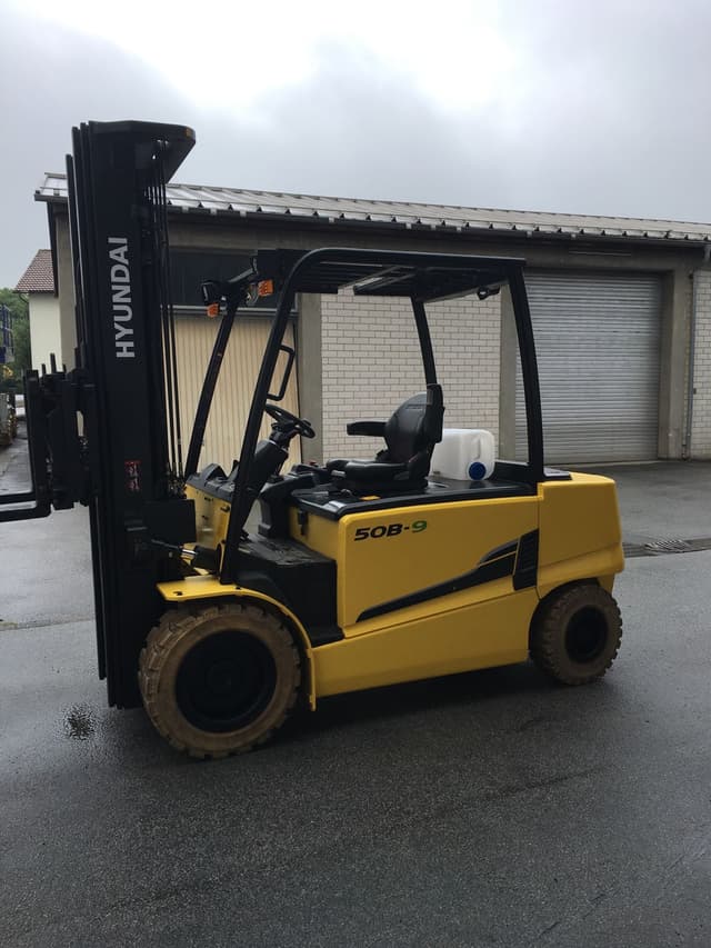 Bild 2 einer Mietmaschine vom Typ 5 Tonnen Elektro | Hyundai 50B-9 6000 mm